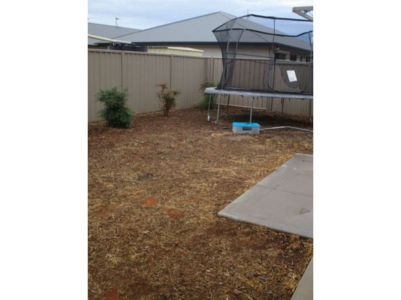 27 Tummel Circle Whyalla Jenkins, Whyalla SA 5600