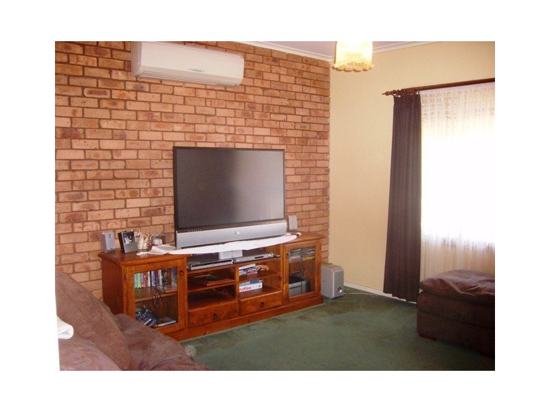 8 Newton Street, Whyalla SA 5600