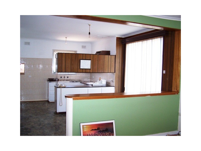 211 Jenkins Avenue, Whyalla Stuart SA 5608