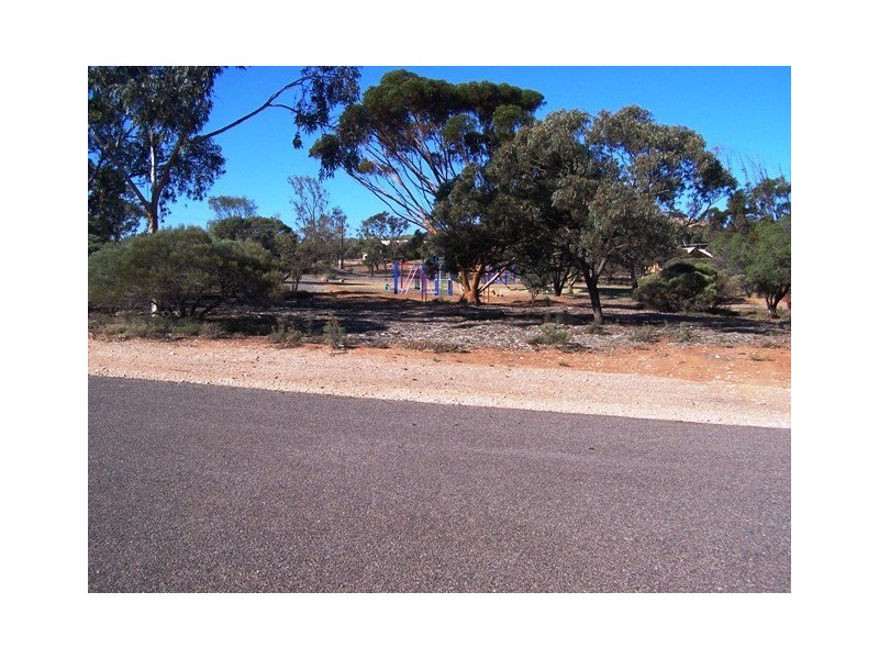 11 Sampson Street, Whyalla Norrie, Whyalla SA 5600
