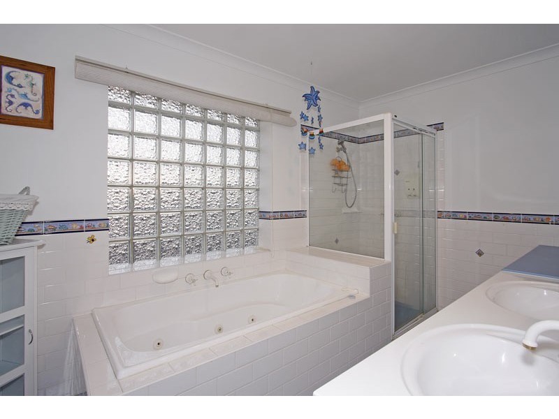 10 Luke Court, Frankston South VIC 3199