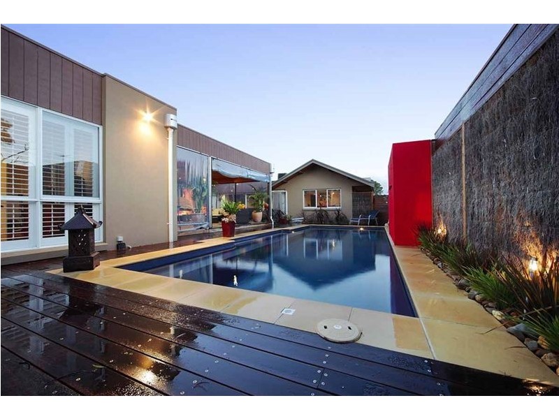 2/15 Rosedale Grove, Frankston South VIC 3199