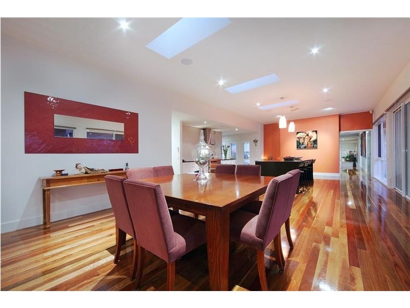 2/15 Rosedale Grove, Frankston South VIC 3199