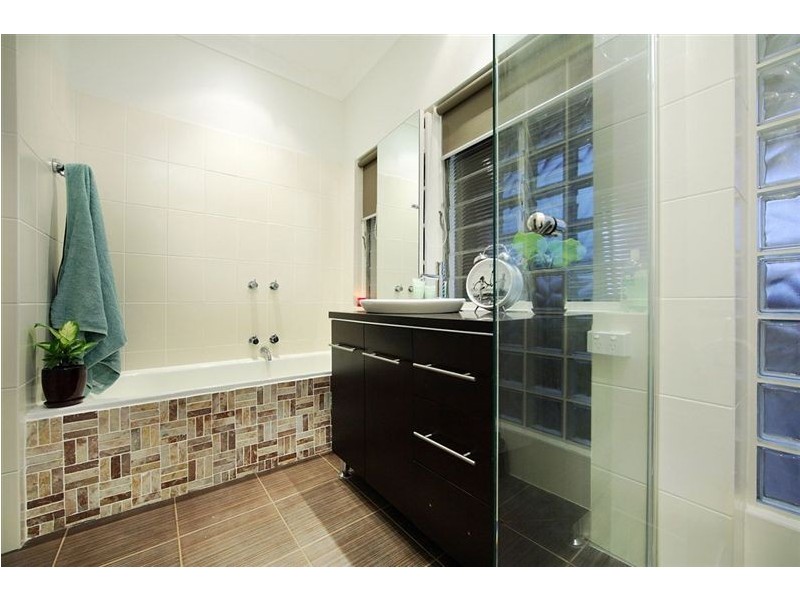2/15 Rosedale Grove, Frankston South VIC 3199