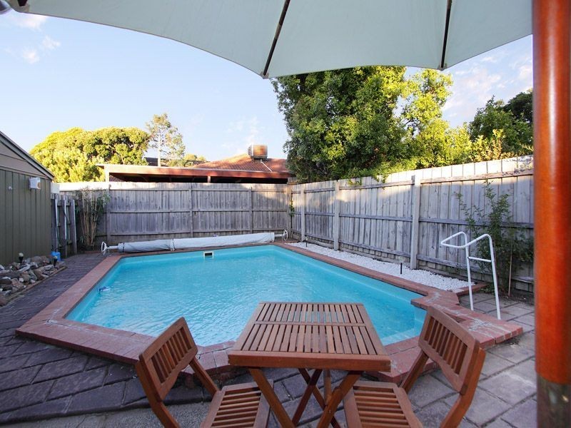 1 Nesbit Court, Frankston VIC 3199