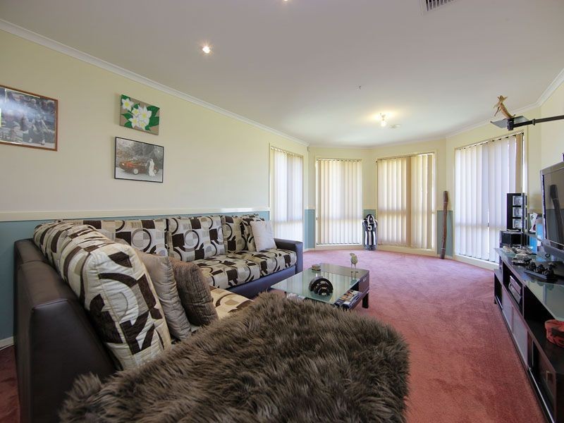 16 Crestview Court, Frankston South VIC 3199