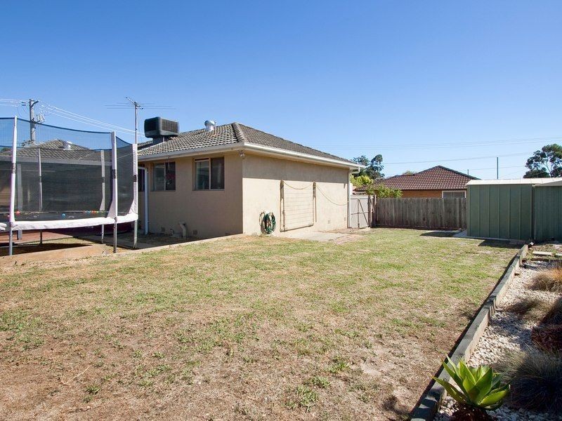 5 Lucerne Crescent, Frankston VIC 3199