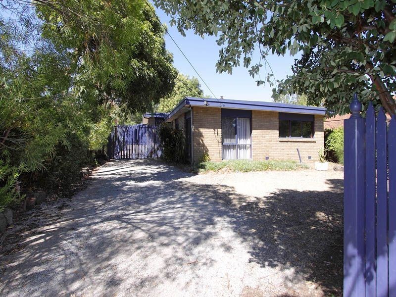 4 Shaftesbury Street, Frankston VIC 3199