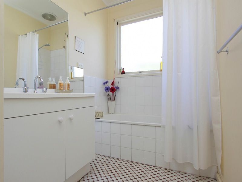 4 Shaftesbury Street, Frankston VIC 3199