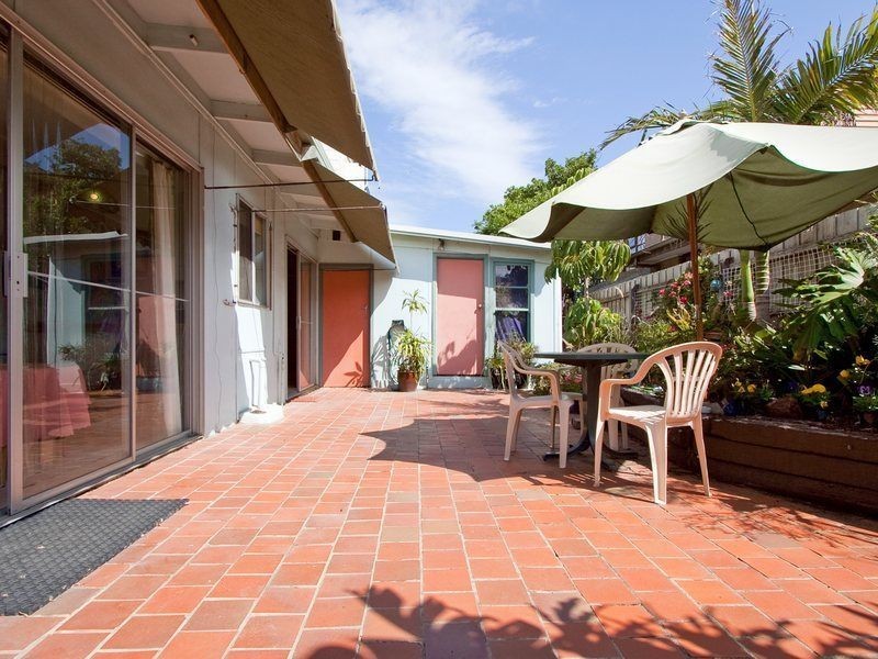 2/18 Gould Street, Frankston VIC 3199