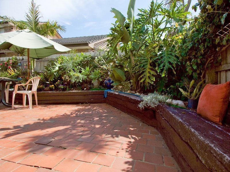 2/18 Gould Street, Frankston VIC 3199