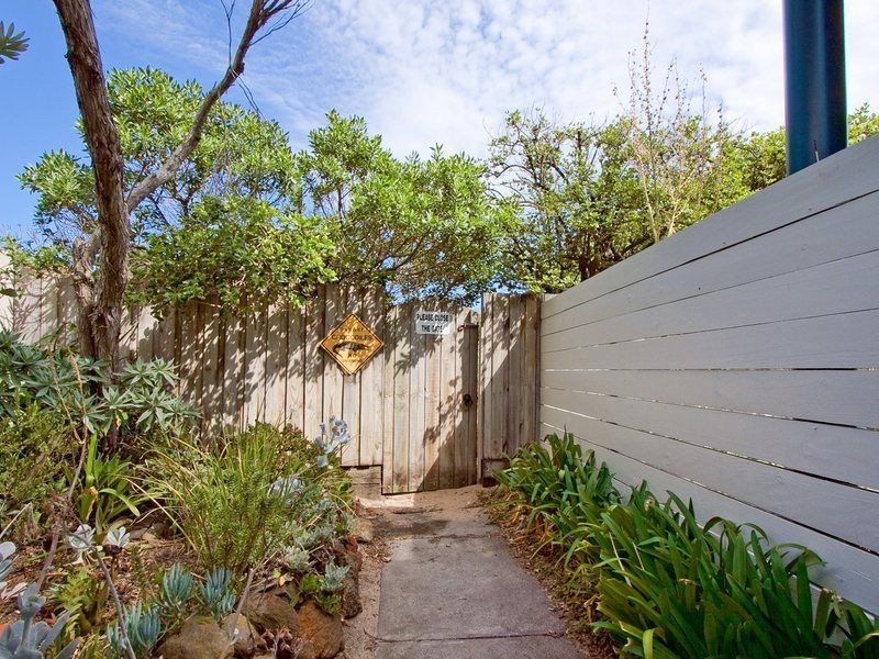 2/18 Gould Street, Frankston VIC 3199