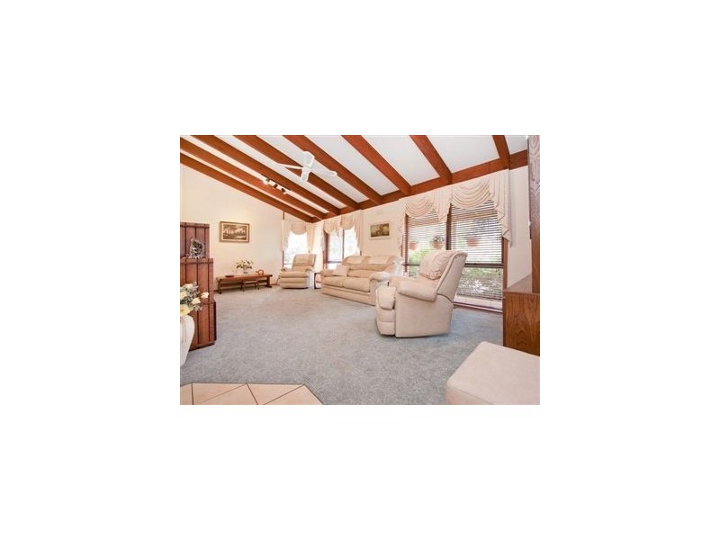 26 Volitans Avenue, Mount Eliza VIC 3930