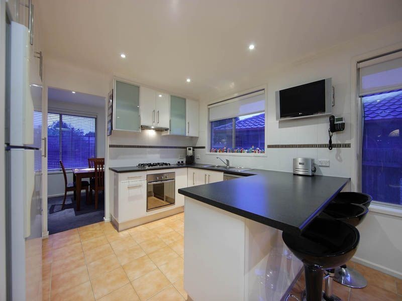 71 Lucerne Crescent, Frankston VIC 3199