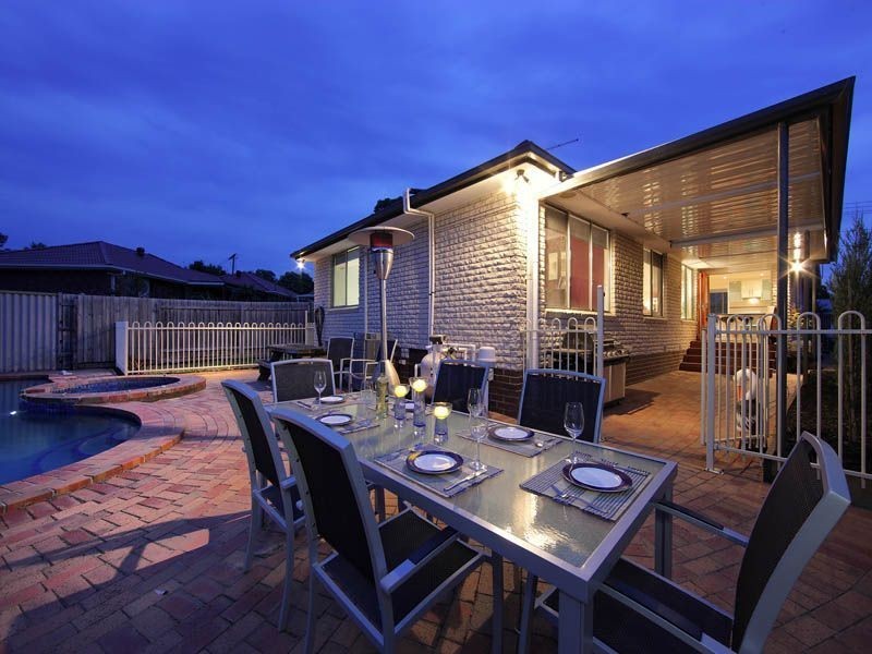 71 Lucerne Crescent, Frankston VIC 3199