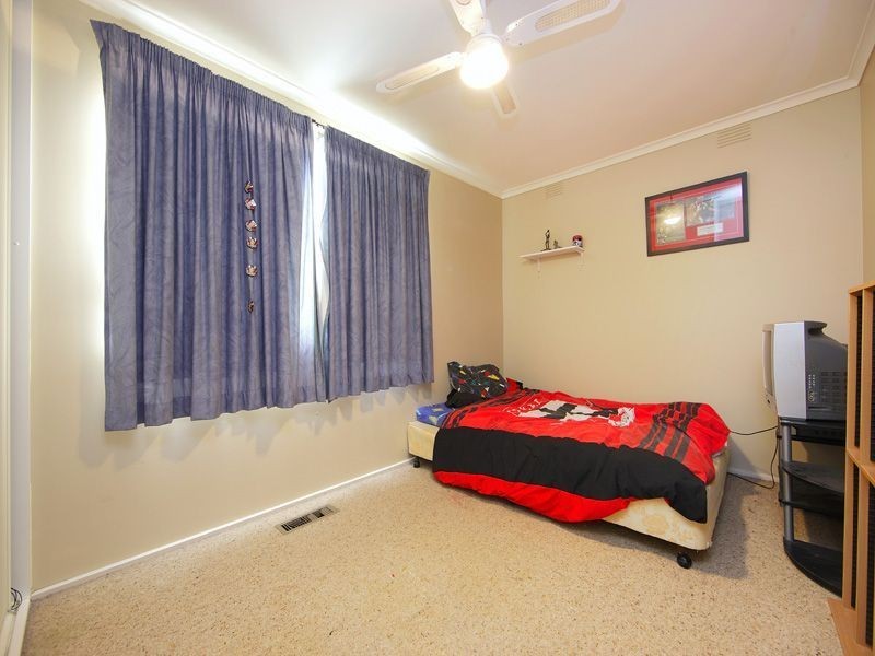 40 Blaxland Avenue, Frankston South VIC 3199