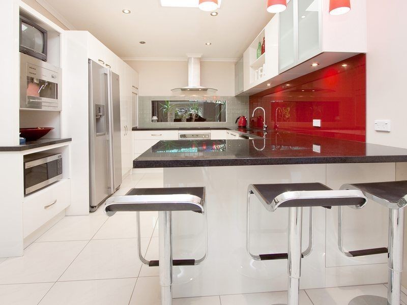 2 Harcourt Avenue, Frankston South VIC 3199