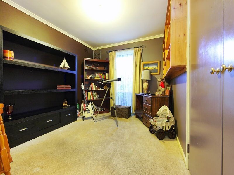 8 Lulworth Place, Frankston VIC 3199