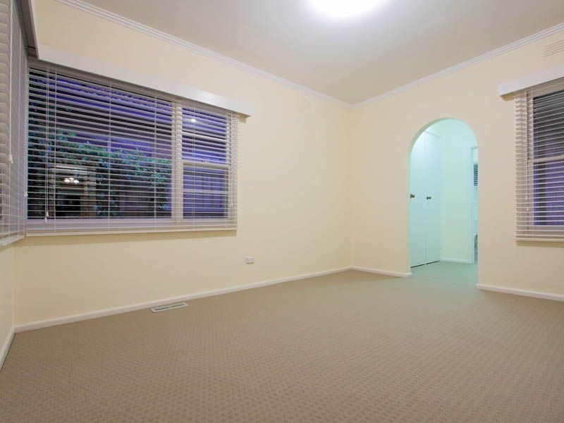 31 Liddesdale Avenue, Frankston South VIC 3199