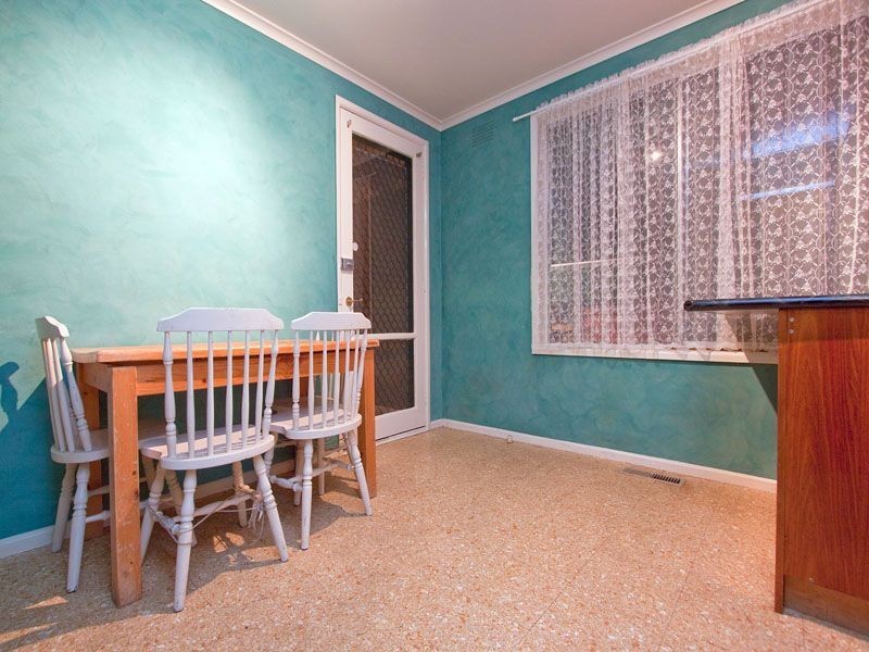 12 Plover Close, Frankston VIC 3199
