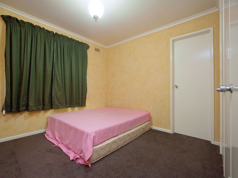12 Plover Close, Frankston VIC 3199