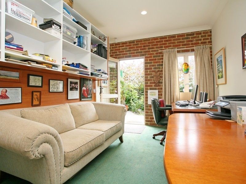 1 Sweetfern Dell, Frankston South VIC 3199