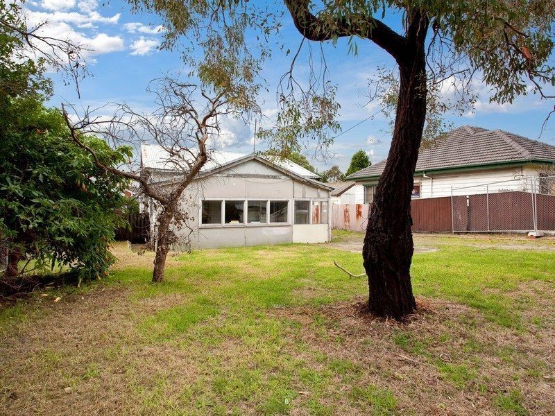 4 Silas Avenue, Frankston VIC 3199