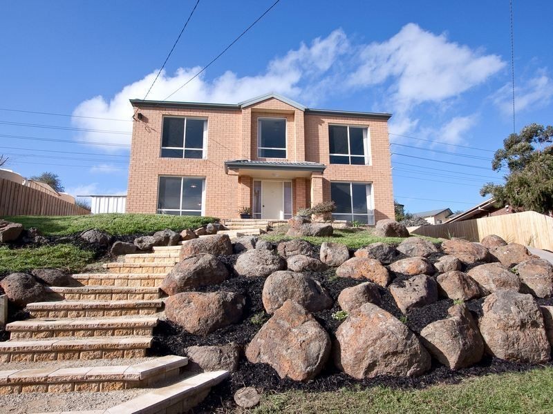 11 Kenmore Court, Frankston VIC 3199