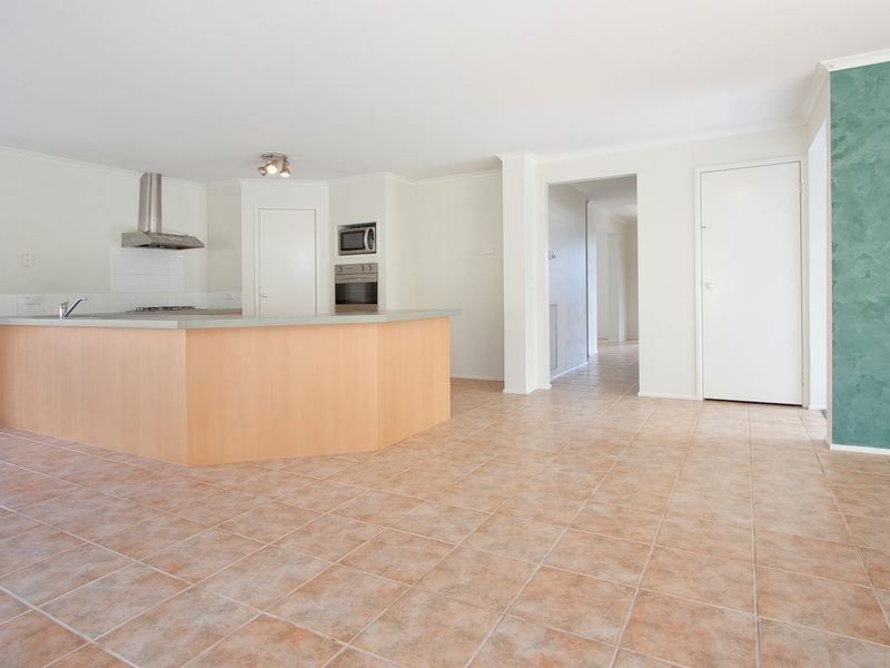 11 Kenmore Court, Frankston VIC 3199