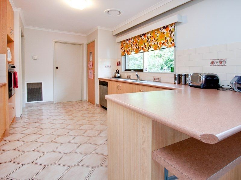 6 Miranda Place, Frankston VIC 3199