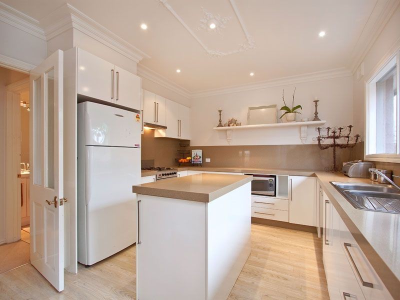 58 Woodlands Grove, Frankston South VIC 3199