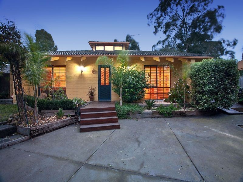 8 Moorooduc Hwy, Frankston South VIC 3199
