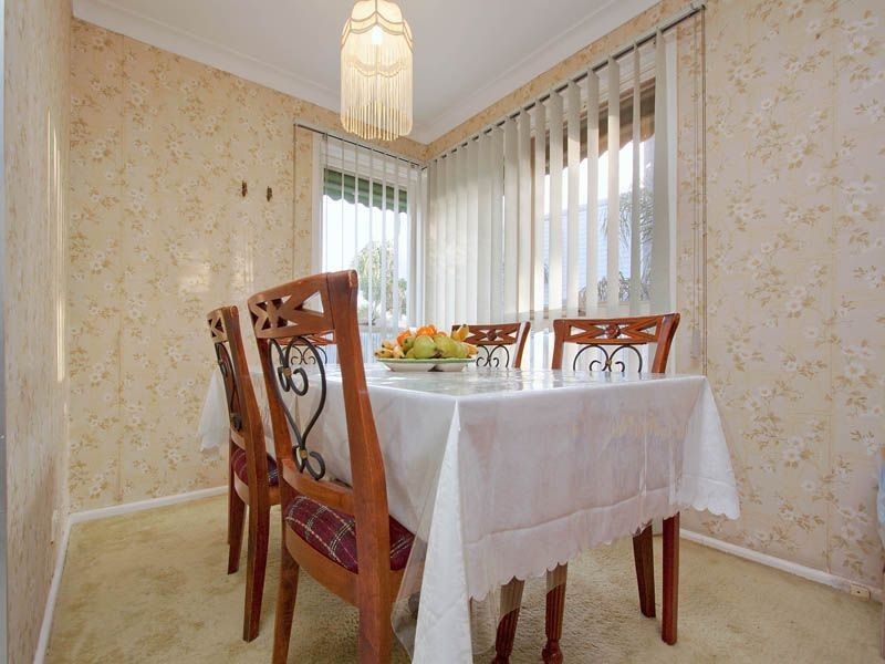 3 Holmes Street, Frankston VIC 3199