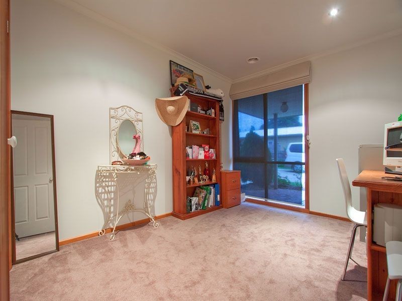 2/29 Heatherhill Road, Frankston VIC 3199