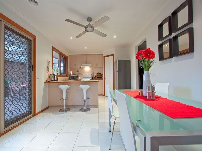 2/29 Heatherhill Road, Frankston VIC 3199