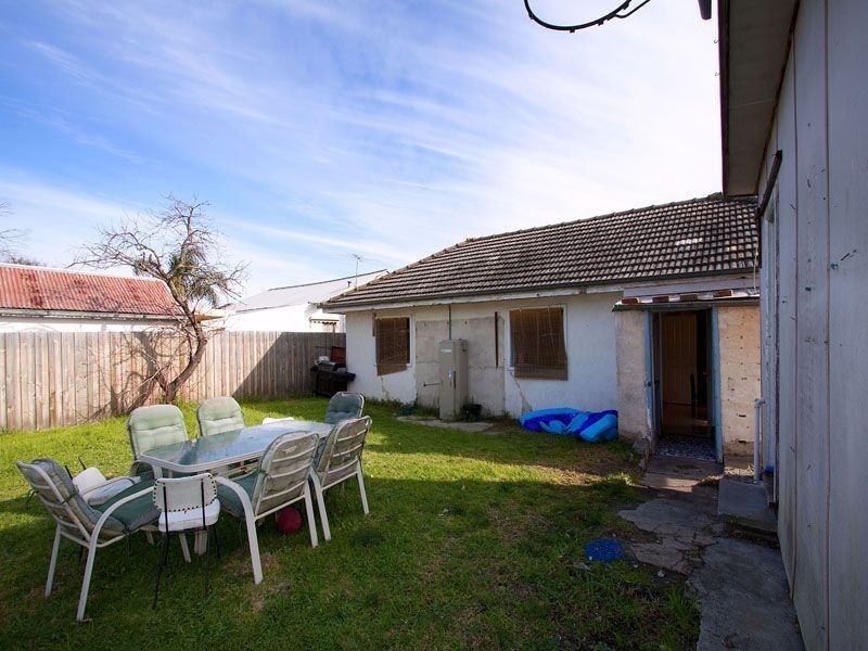 14 Royle Street, Frankston VIC 3199