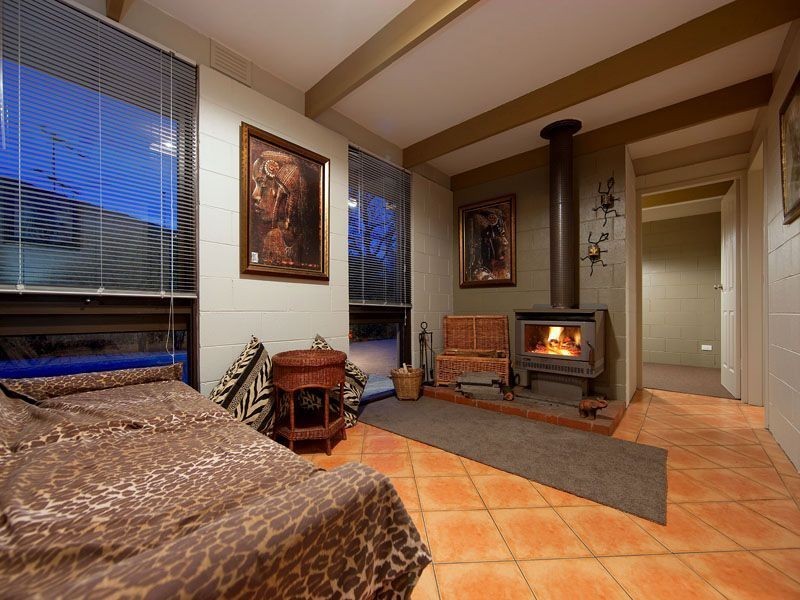 11 Inglenook Crescent, Frankston VIC 3199