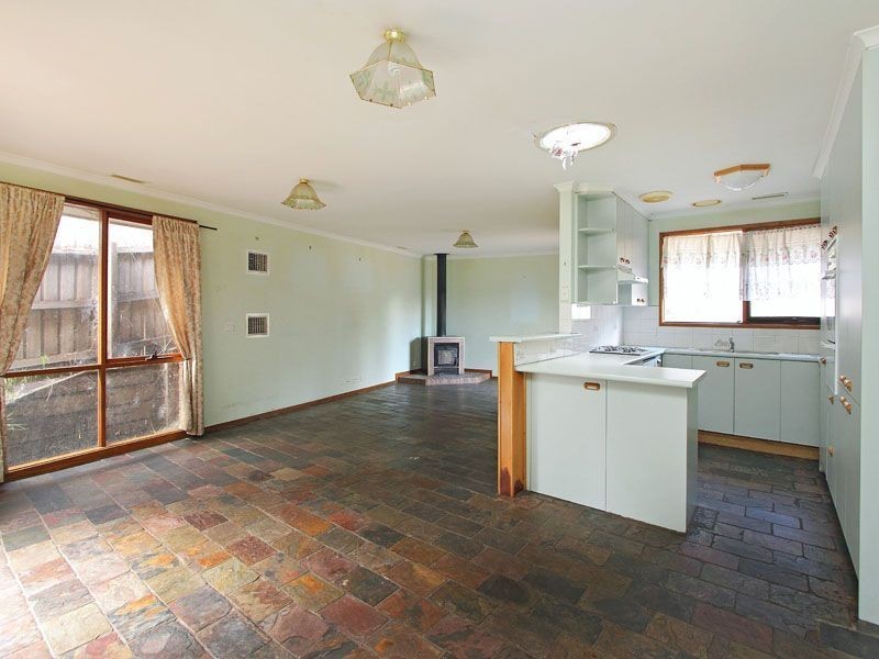 7 Limerwick Court, Frankston VIC 3199