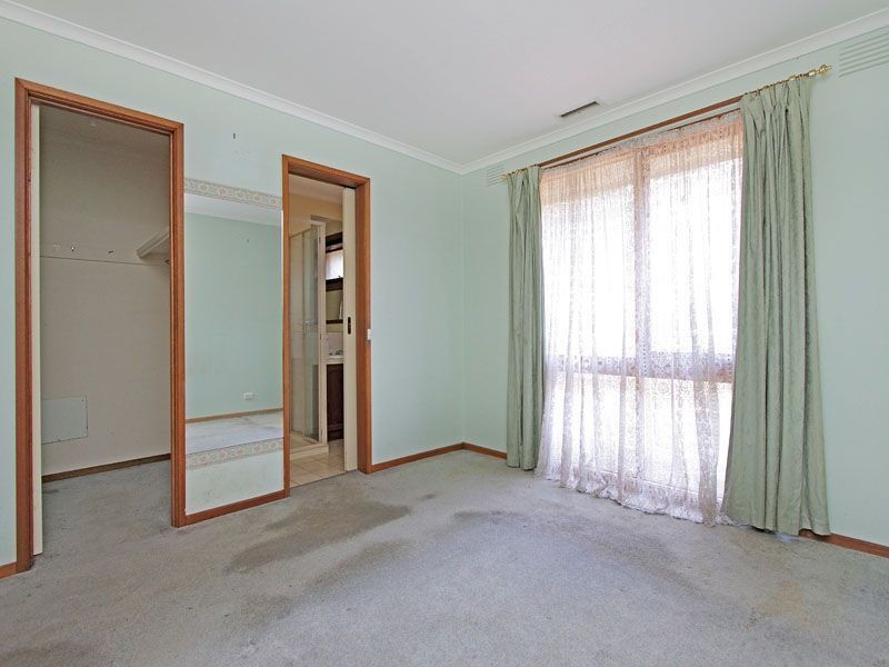 7 Limerwick Court, Frankston VIC 3199