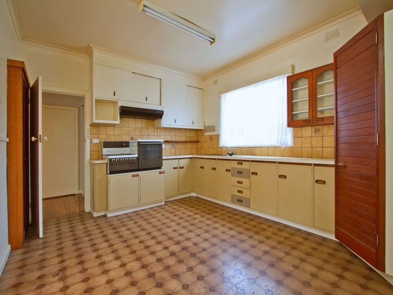 23 Burns Street, Frankston VIC 3199