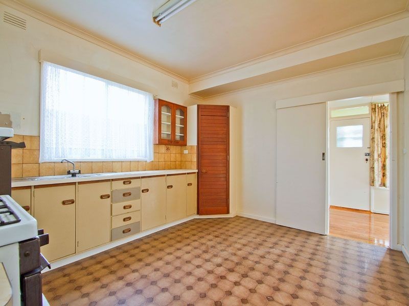 23 Burns Street, Frankston VIC 3199