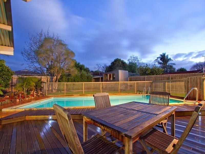 12 Burleigh Court, Frankston VIC 3199