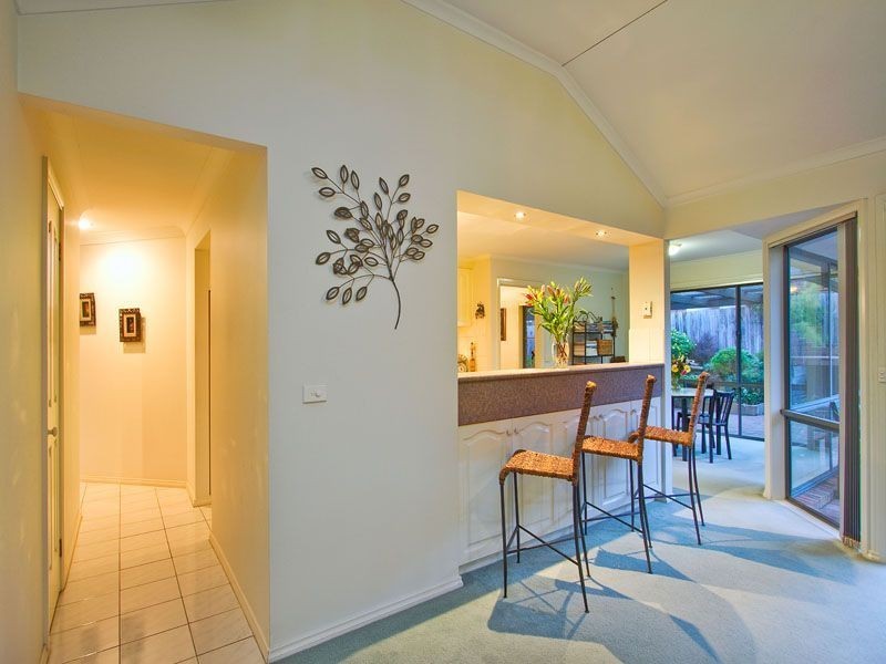 33 Woodside Avenue, Frankston South VIC 3199