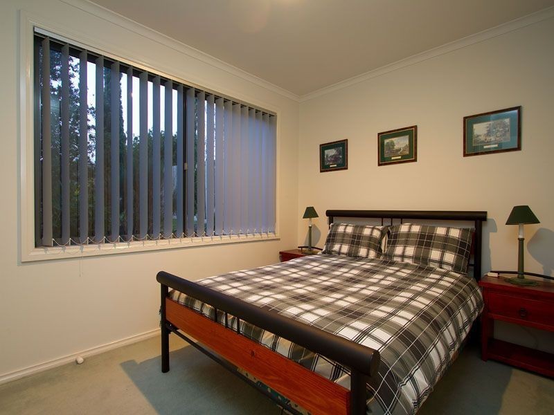 33 Woodside Avenue, Frankston South VIC 3199