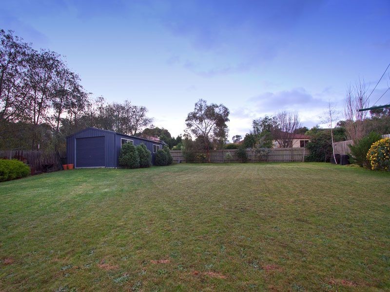 33 Woodside Avenue, Frankston South VIC 3199