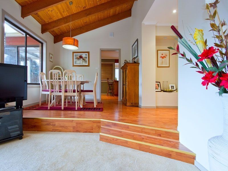 16 Brompton Close, Frankston South VIC 3199