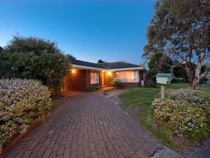10 Belar Avenue, Frankston VIC 3199