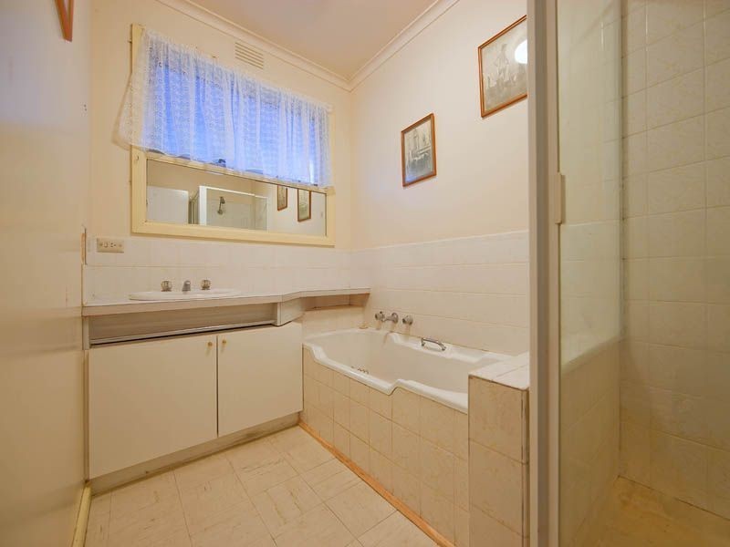 10 Belar Avenue, Frankston VIC 3199