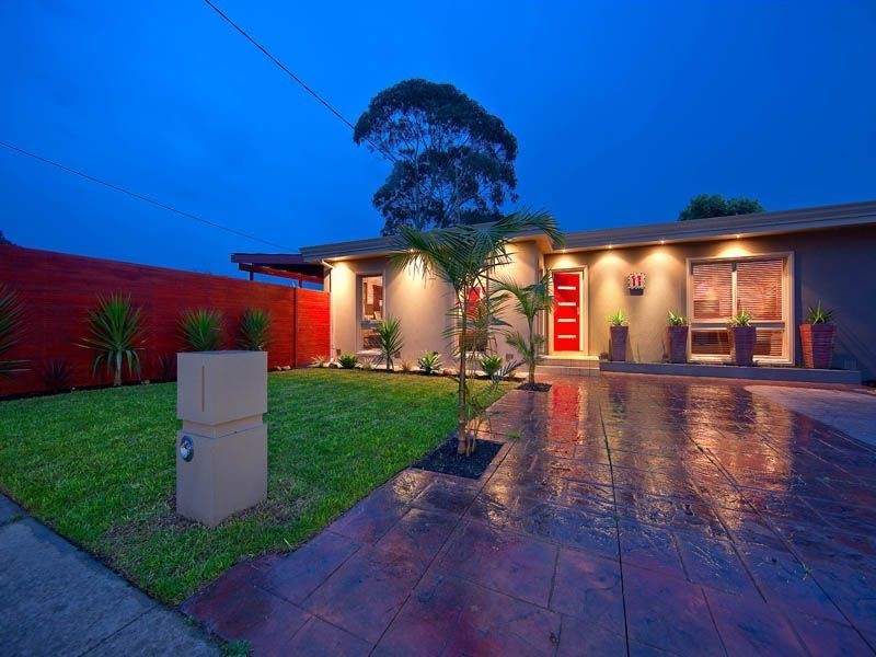 11 Bowes Street, Frankston South VIC 3199