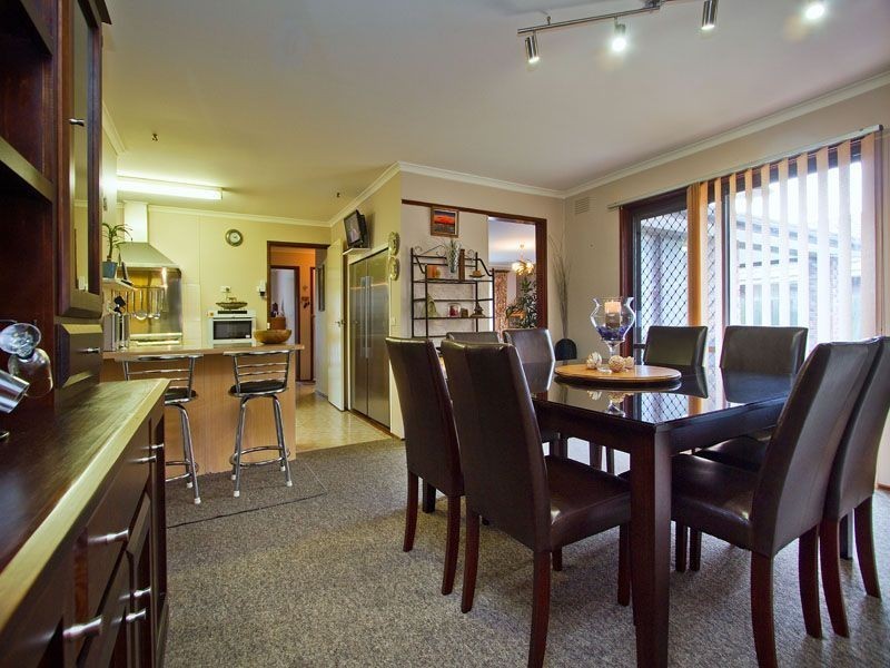 44 Grimwade Crescent, Frankston VIC 3199